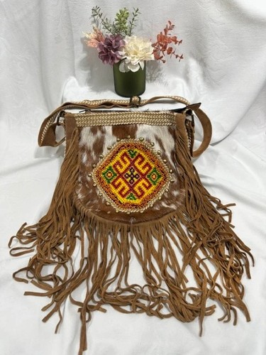 Ethnic cowhide beaded - le,