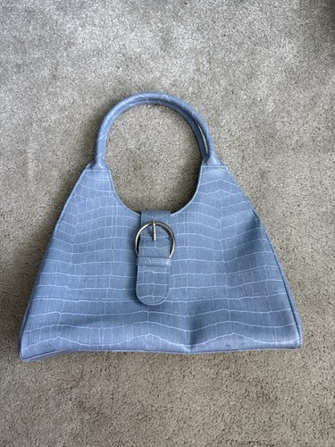 Baby blue croc buckle - blue,