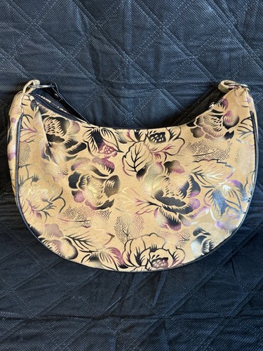 Vintage style metallic gold - metallic,