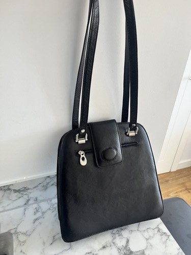 Vintage minimalist black - minimalist:,