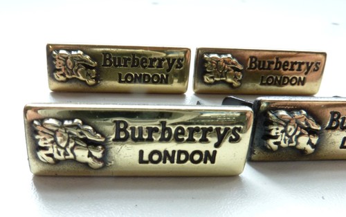 Vintage burberrys metal tag - metal,
